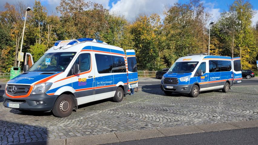 Die ASB-Wünschewagen aus Ludwigburg und Kiel